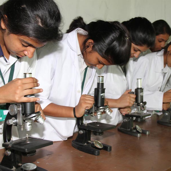 BIO LAB